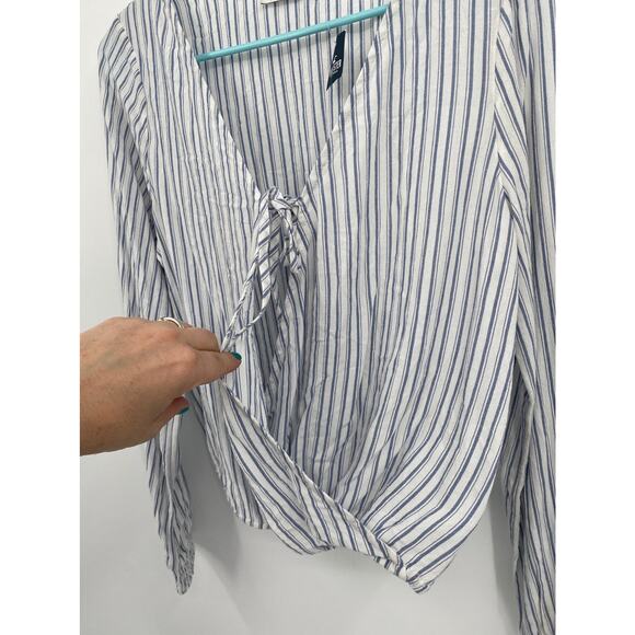 Hollister Blue White Stripe Long Sleeve Crop Wrap Top Medium NWT - Picture 2 of 9
